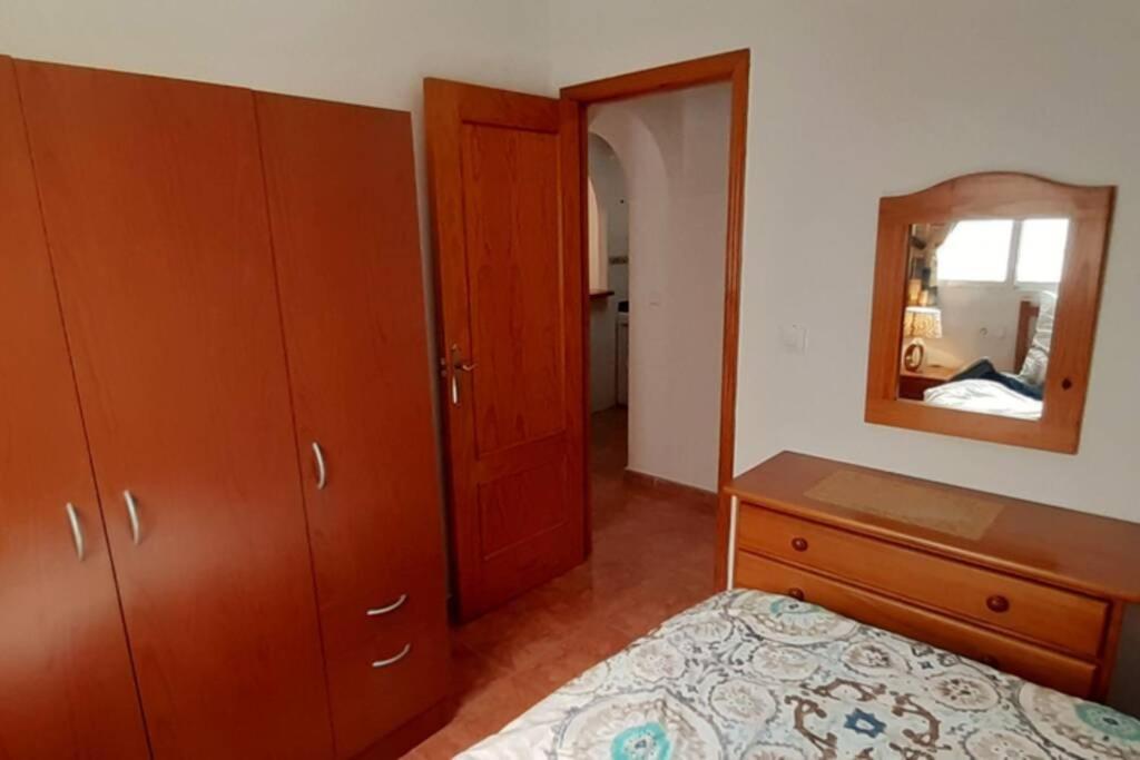 Cozy @ 3br Near Promenade! Torrevieja